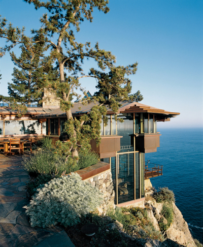 Cliff-Top Ocean Home, Big Sur, California