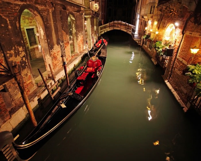 A still night in Venice