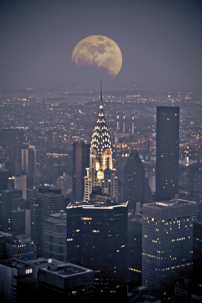 Full winter moon and the Chrysler building, New York