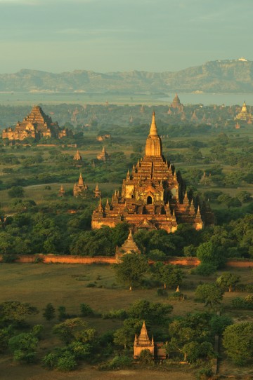 Bagan temples, Myanmar / Burma