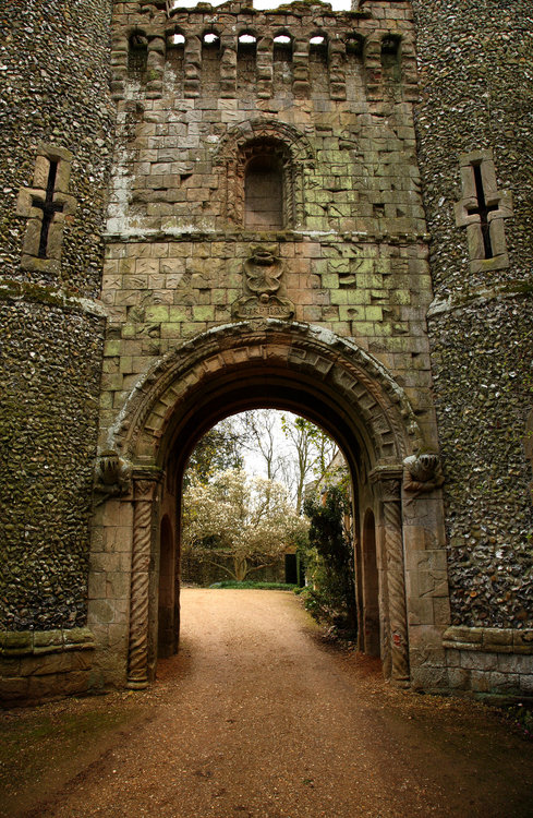 Medieval Castle Gate, Bennington, England