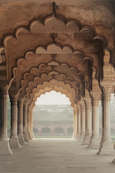 Through the arches, Agra, India