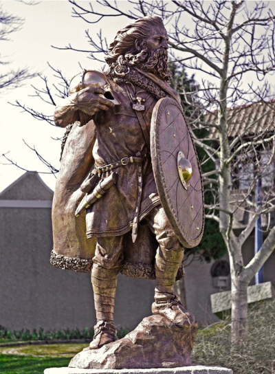 Statue of Harald Hårfagre, the first King of Norway