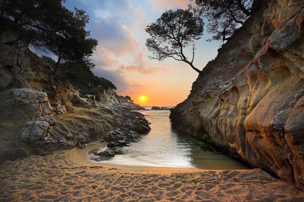 Sunrise on Costa Brava, Spain photo on Sunsurfer